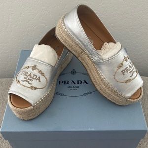➡️SOLD⬅️ PRADA espadrille